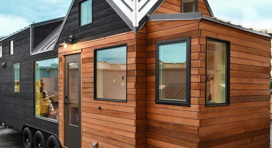 building vs buying a tiny house
